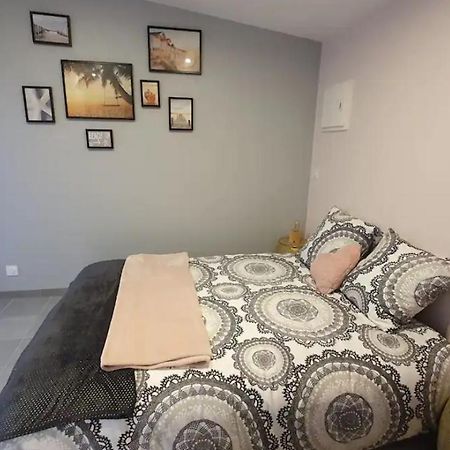 Cottage De La Mare Aux Chevres Reux Екстериор снимка